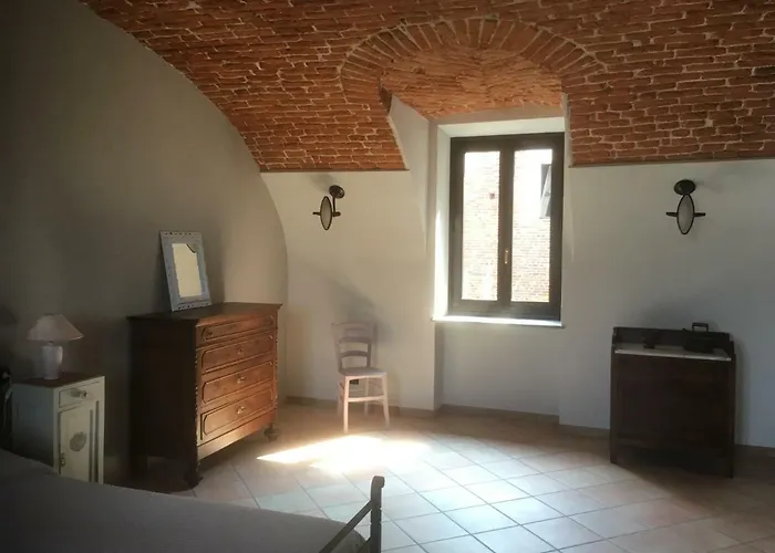 Castello Della Bastia בית הארחה