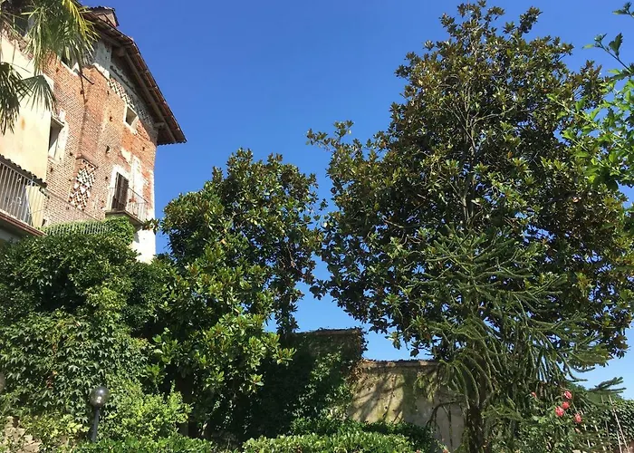 Castello Della Bastia בית הארחה