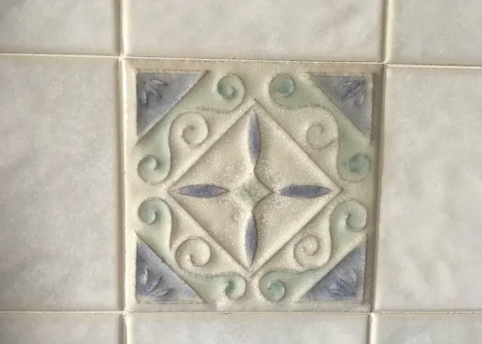 Castello Della Bastia בית הארחה *