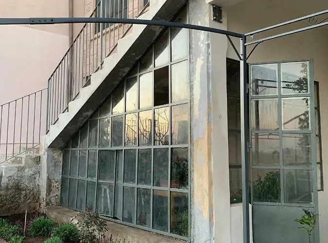 Castello Della Bastia Pensión *