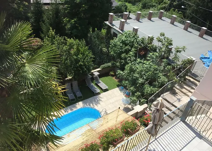 בית הארחה Castello Della Bastia Balocco